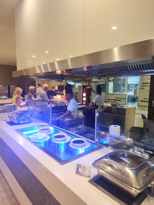 Gastro The Sense Deluxe Hotel