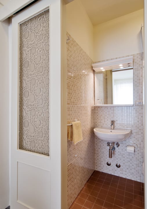 Zimmer Arsella House