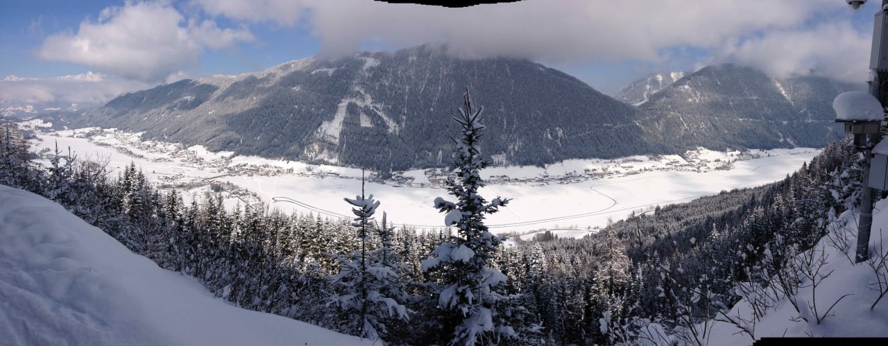 Panoramablick über den Weissensee Genießerhotel Die Forelle