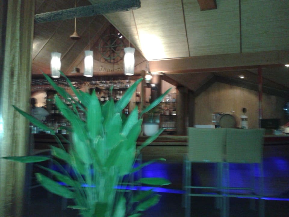 Bar Kuramathi Maldives