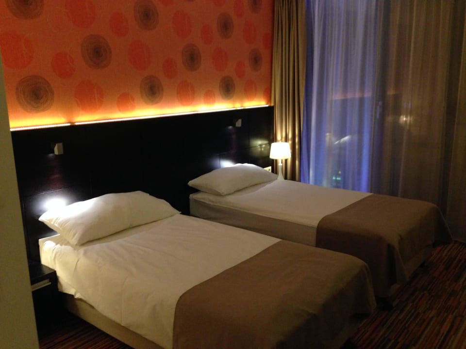 Doppelzimmer - TOP Art Hotel Szeged