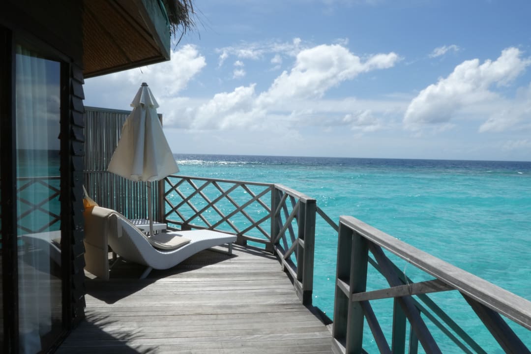 Zimmer Angaga Island Resort