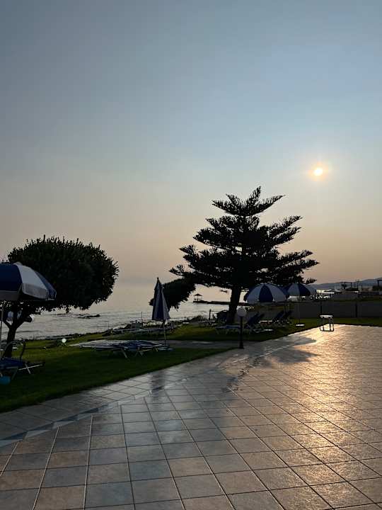Außenansicht Hotel Ariadne Beach