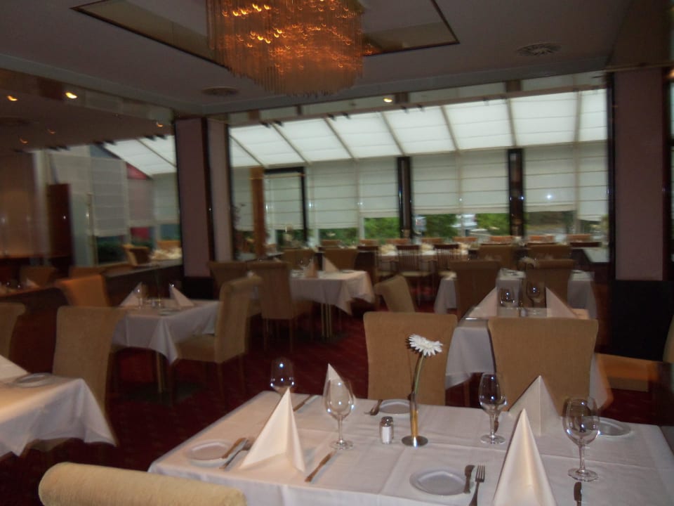 Okay Leonardo Hotel Köln Bonn Airport