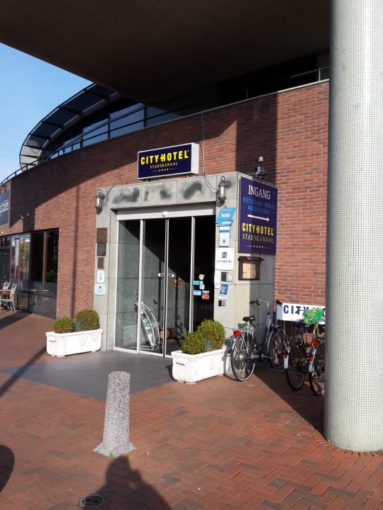 Eingang  Cityhotel-Restaurant Stadskanaal