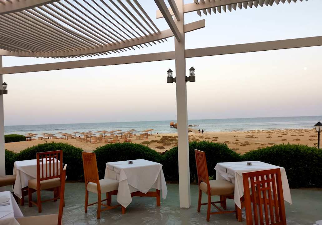 Gastro Hotel Gorgonia Beach Resort