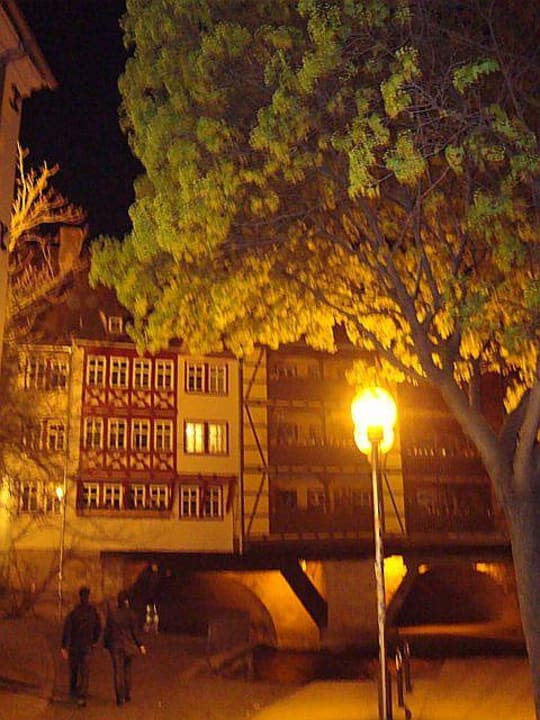 Blick aus dem Hotel in der Dämmerung Hotel Krämerbrücke Erfurt