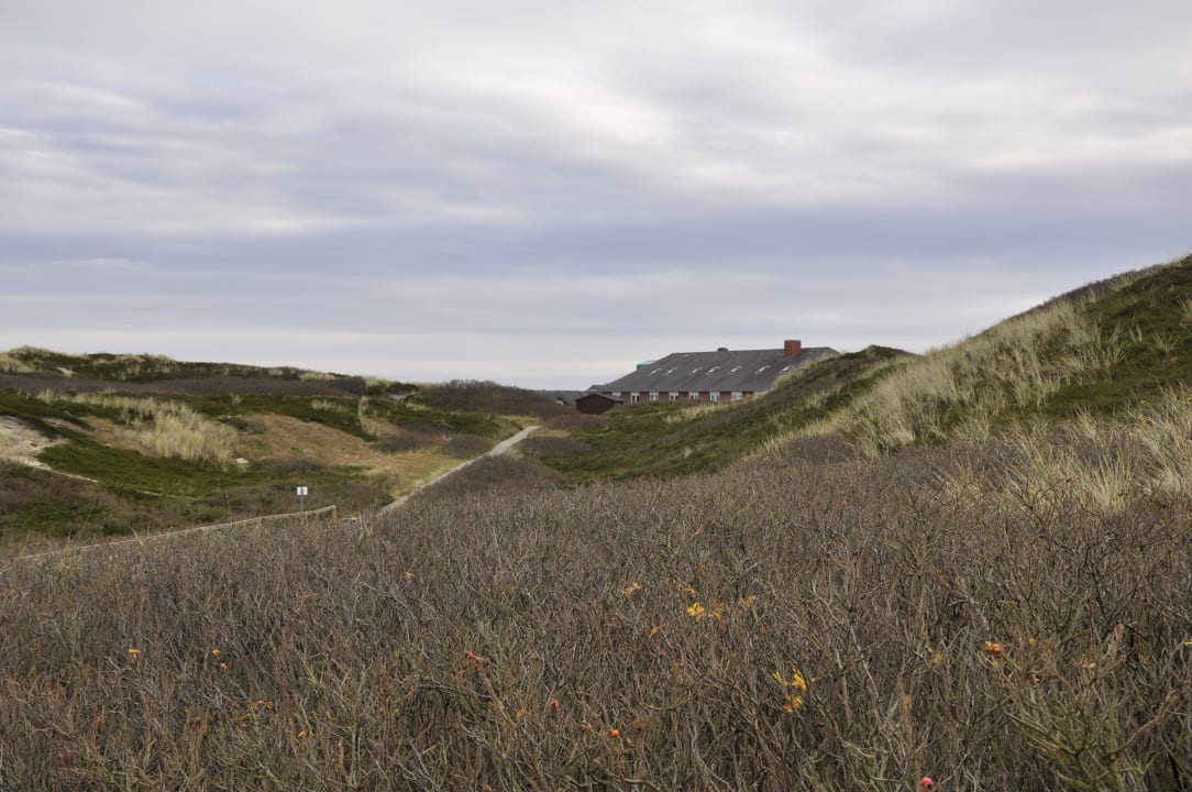 Vom Strand zum Haus Dünenhotel Alt-Rantum