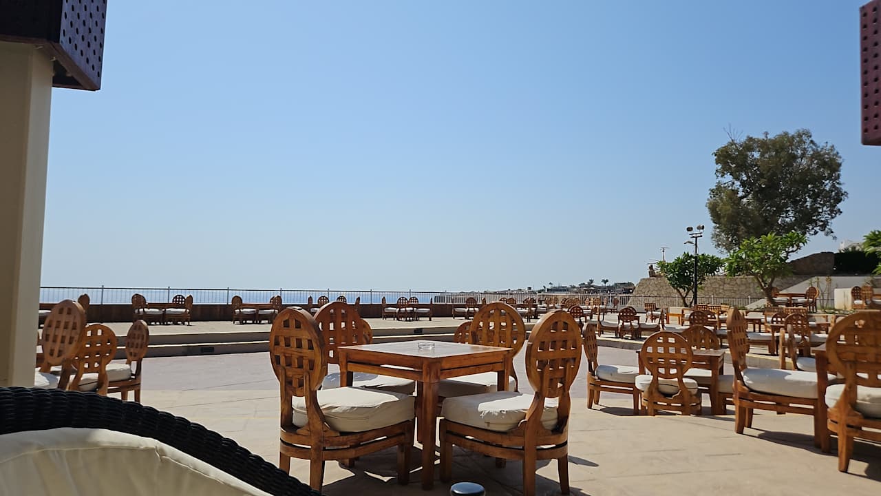 Pool Reef Oasis Beach Resort