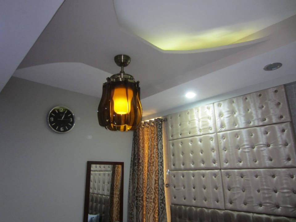 Viel beleuchtung Hotel Newtown Inn