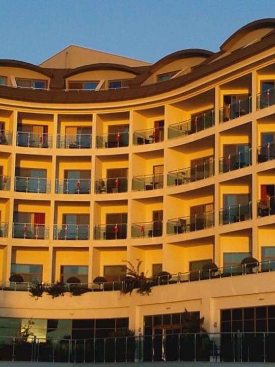 Und hier Commodore Elite Suites & Spa - Adults only
