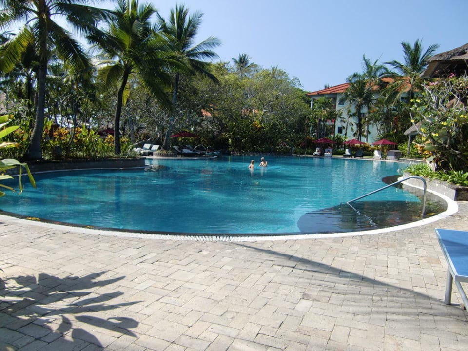 Pool The Laguna A Luxury Collection Resort & Spa