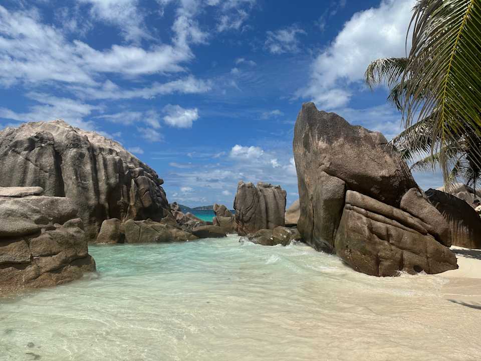 Strand Hotel Patatran Village