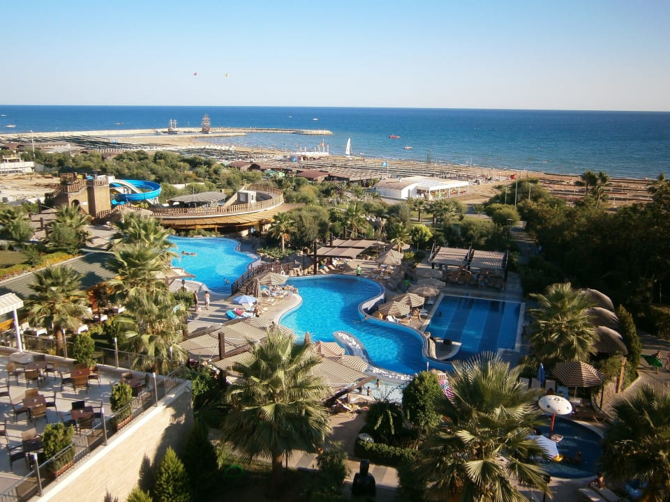 Poolanlage mit Blick zum Strand Adalya Resort & Spa - Adults Only