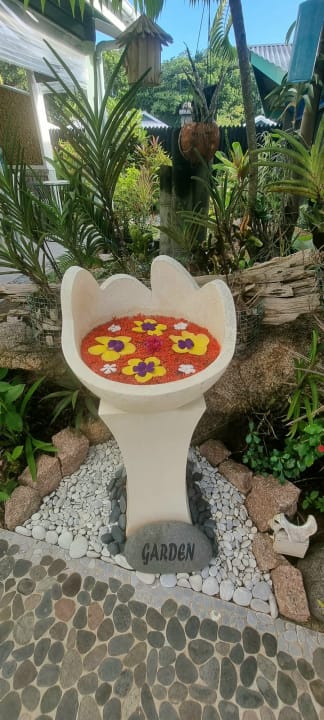 Gartenanlage Villa Charme de L'ile