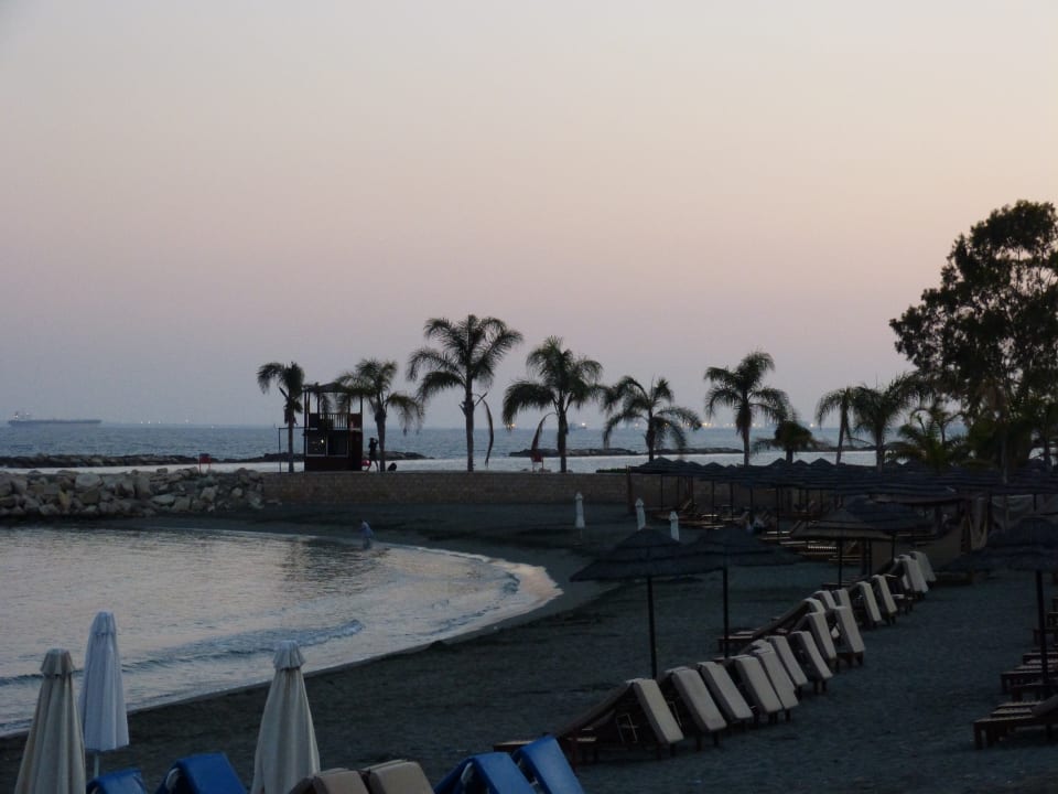 Strand Mediterranean Beach Hotel