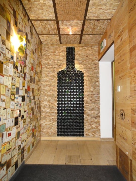 Im Weinkeller Hotel Achentalerhof