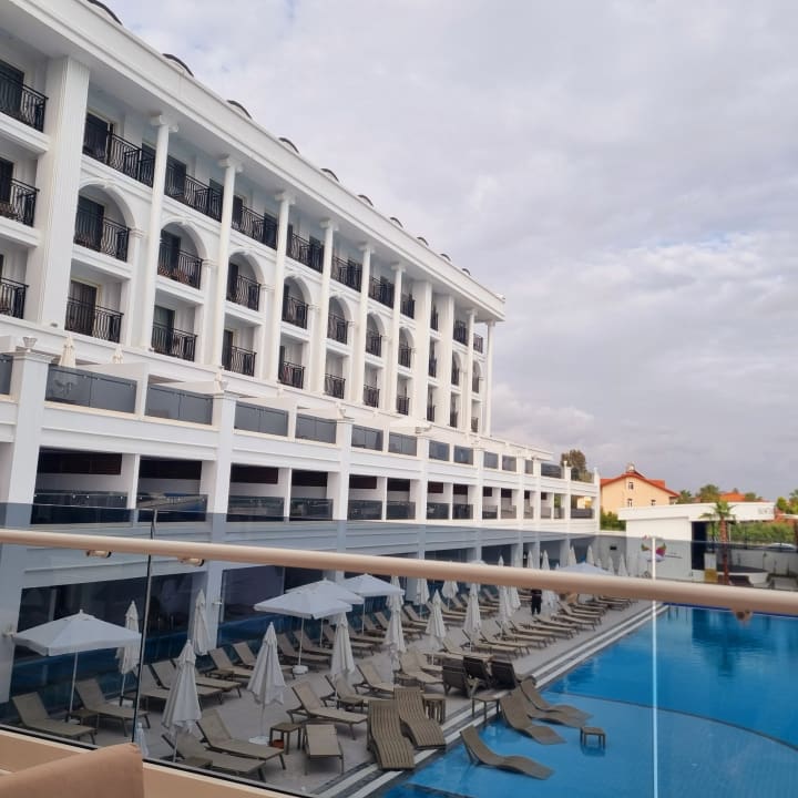 "Pool" Sunthalia Hotels & Resorts (Colakli) • HolidayCheck (Türkische ...