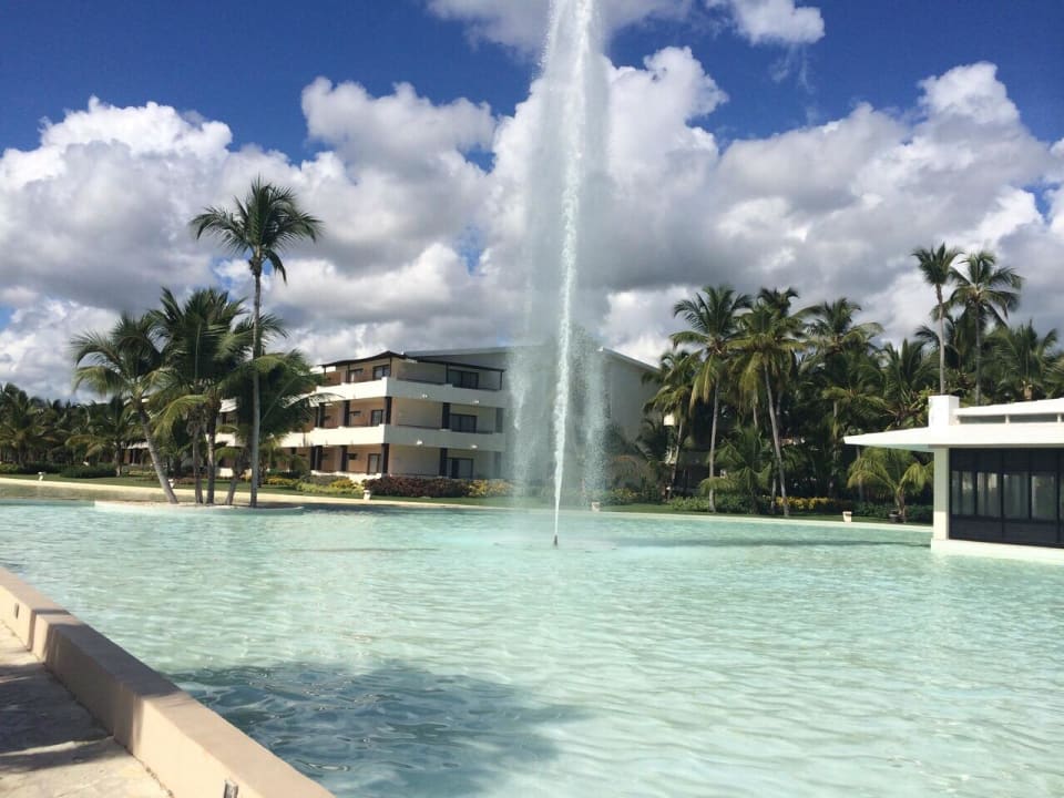 Springbrunnen spanisches restaurant  Catalonia Royal Bavaro - Adults only