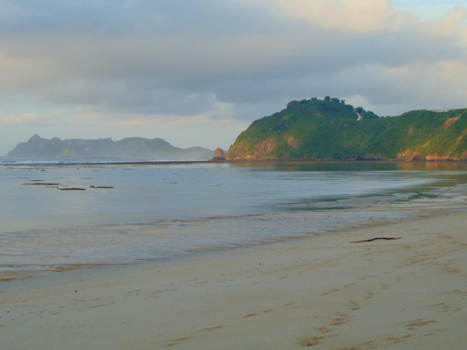 Strand Amber Lombok Beach Resort
