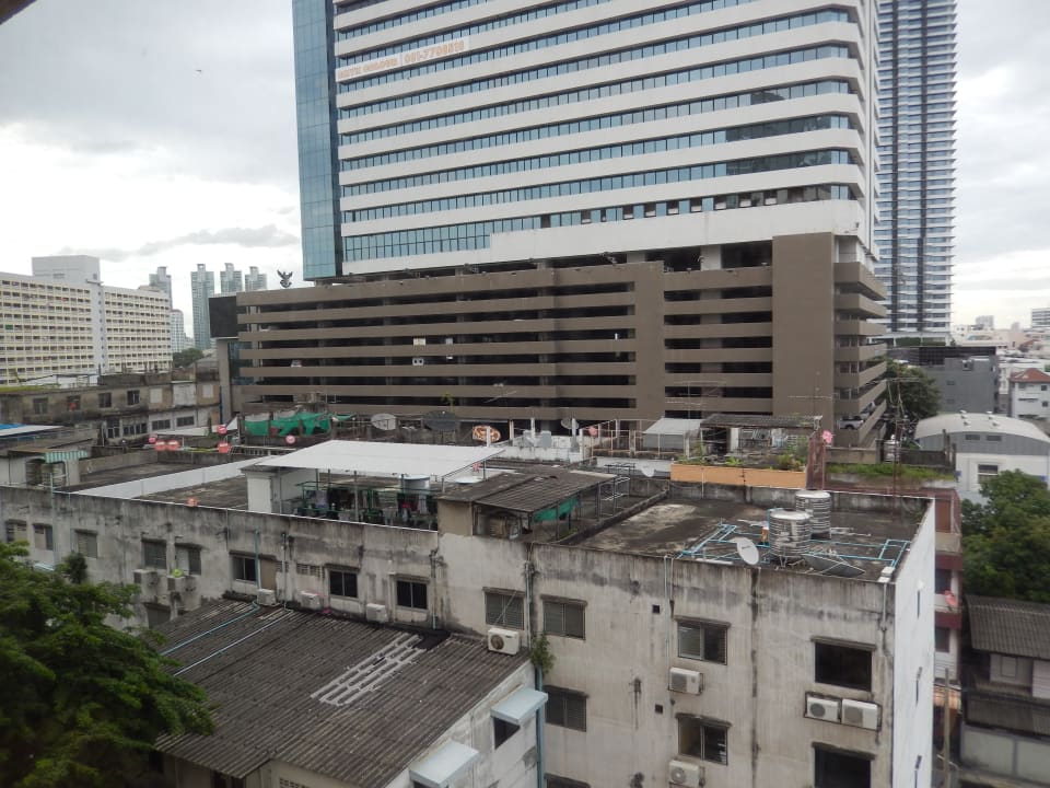 Ausblick Pinnacle Lumpinee Park Hotel