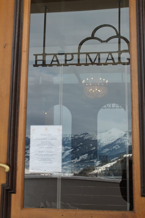 Vordereingang vom Kaiserhof Hapimag Resort Bad Gastein