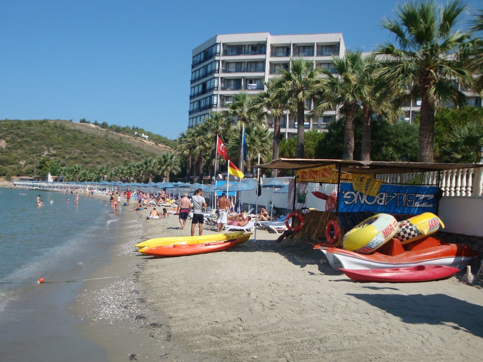 Hoteleigener Strand Tusan Beach Resort