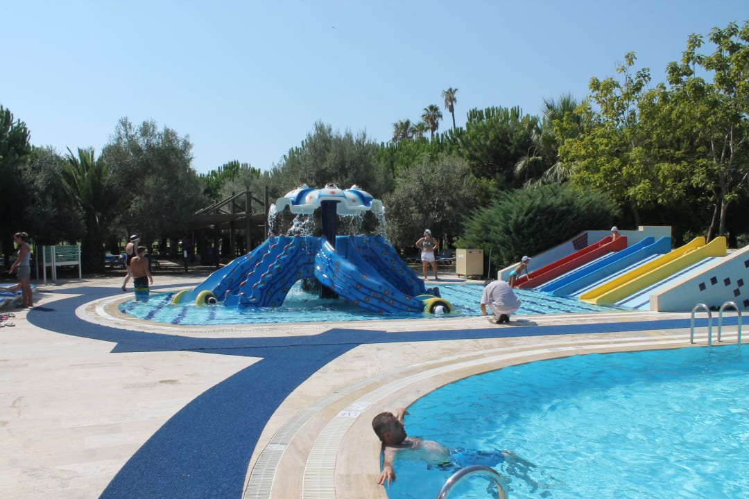 Babypool und Kinderrutschen Blue Waters Club