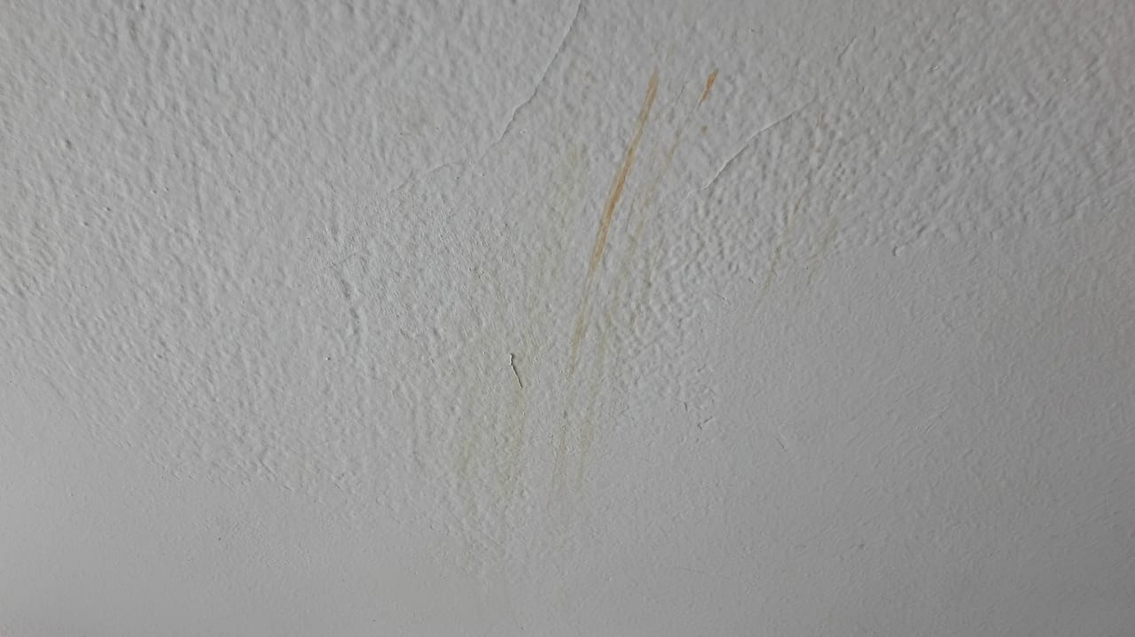 Flecken an der Wand  Captain's Apartments Barbati