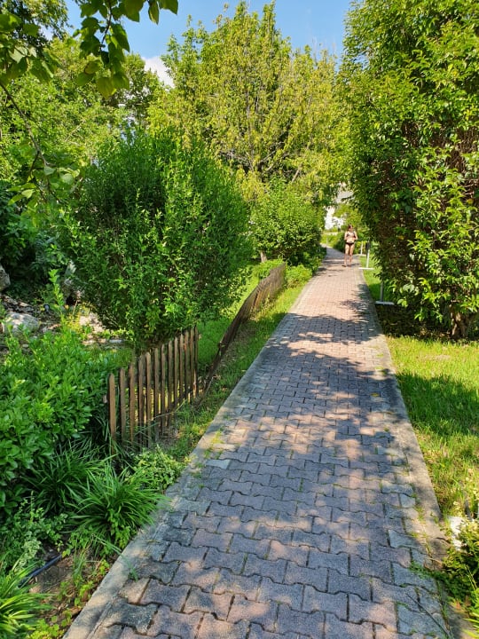 Gartenanlage Olympian Bay Grand Resort