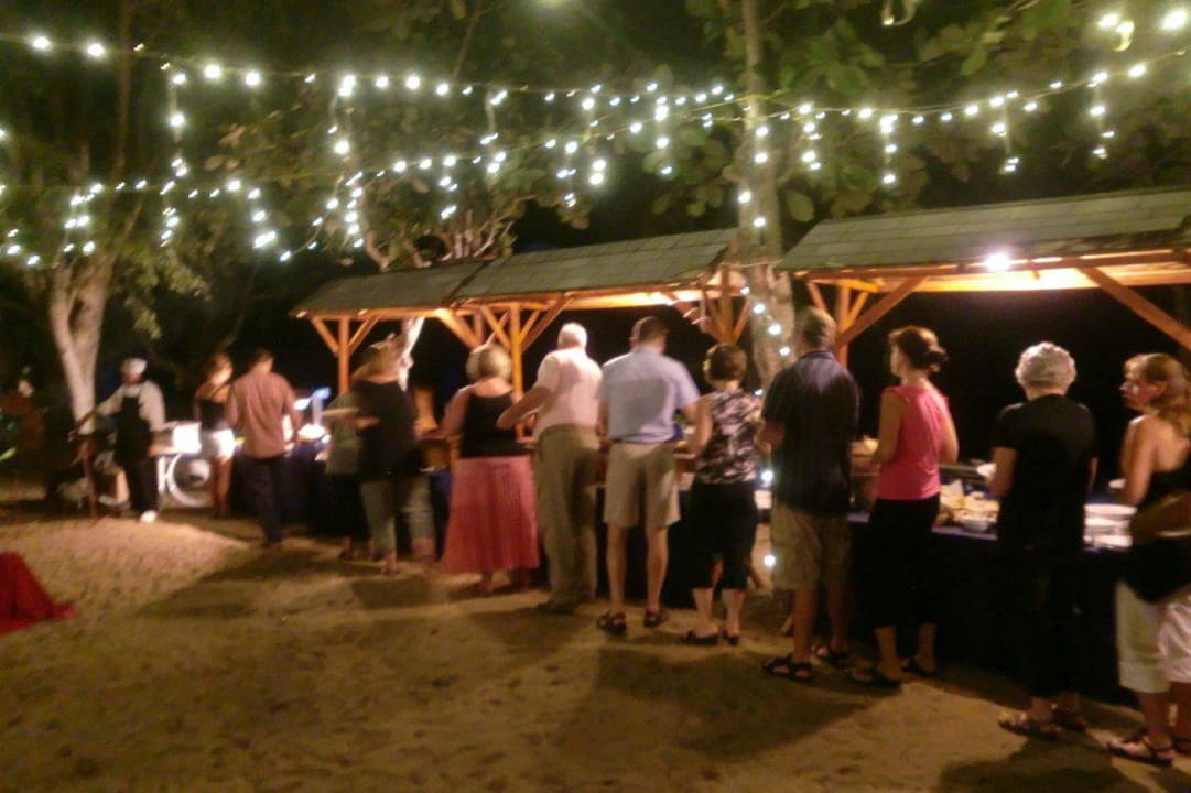 Barbecue-Buffet am Strand Royalton Saint Lucia Resort & Spa