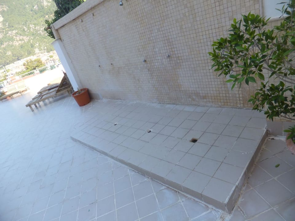 Offene Abläufe  Hotel My Meric