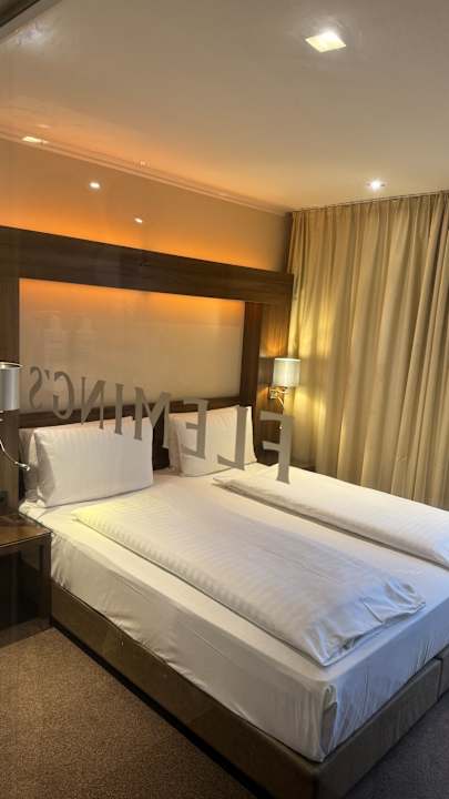 Zimmer Flemings Hotel Frankfurt Main-Riverside