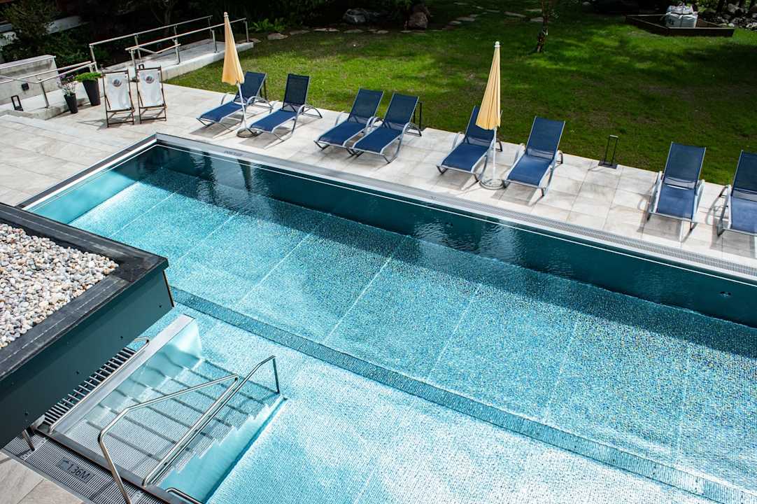 Pool Evident Hotel Prägant