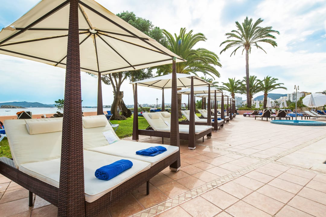 Camas balinesas THB Los Molinos - Adults only