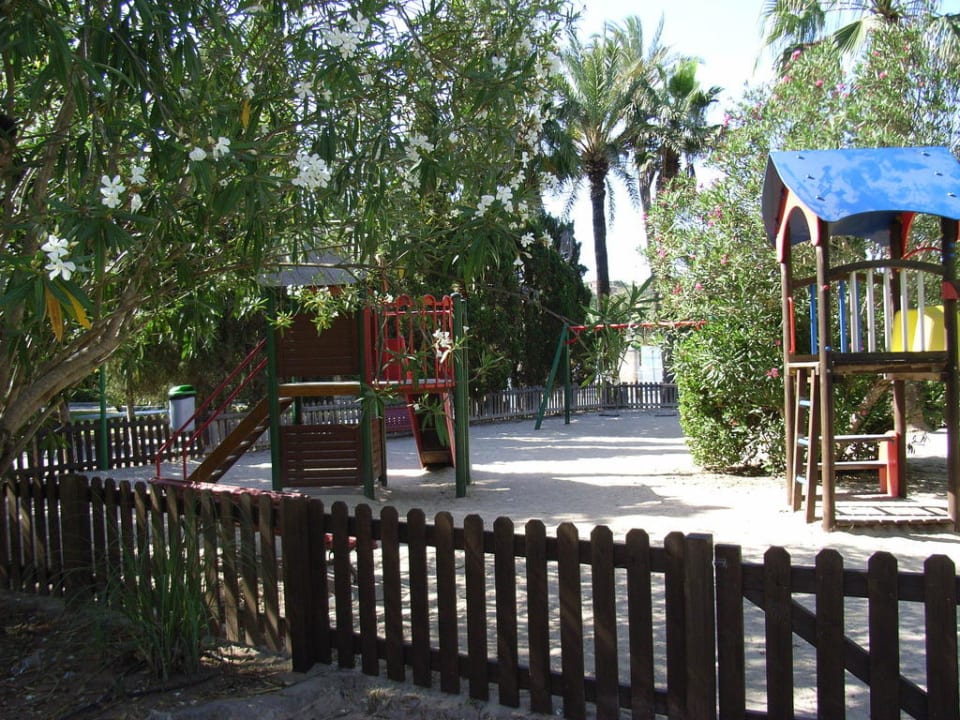 Ein Teil des Kinderspielplatzes Flipflop Cala Romantica