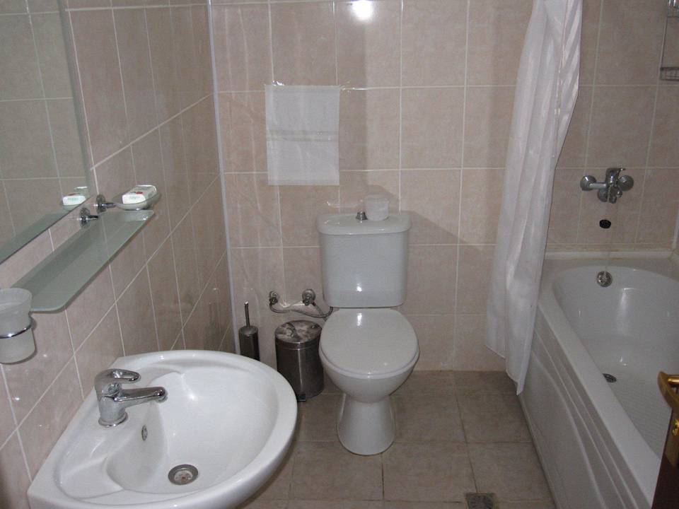 Bad mit Wanne Qaya Hotel