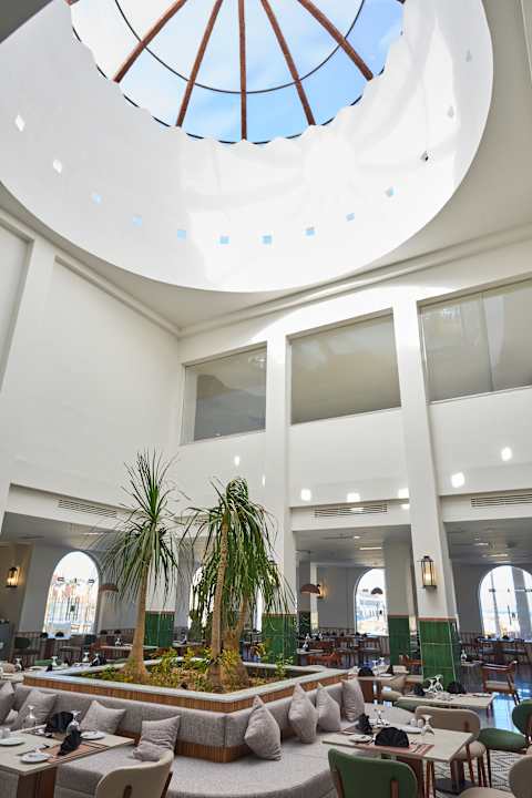 Gastro Diamond Beach by Pearl Resort