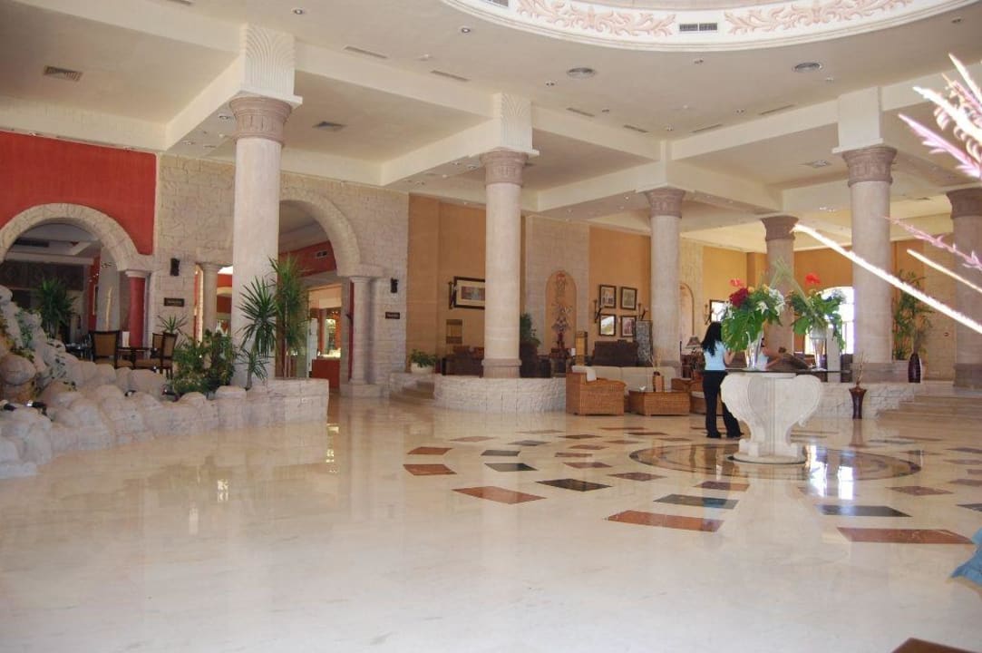 Lobby Regency Plaza Aqua Park & Spa