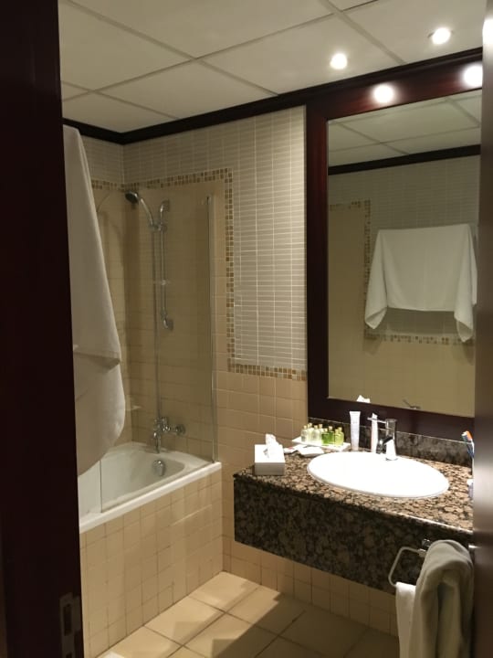 Zimmer Delta Hotels by Marriott Jumeirah Beach