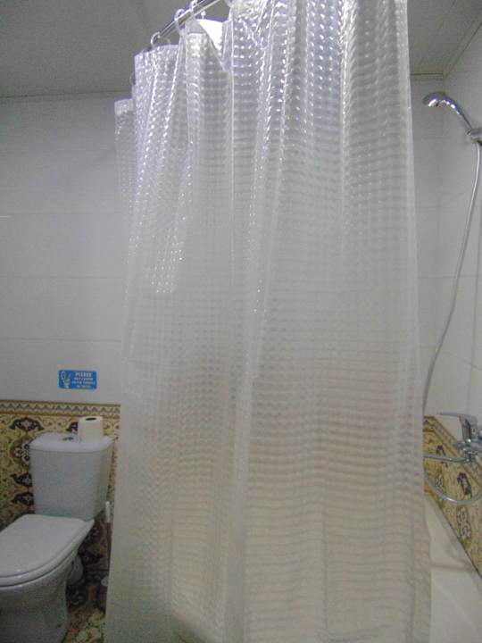 Zimmer Madrasah Polvon-Qori Boutique