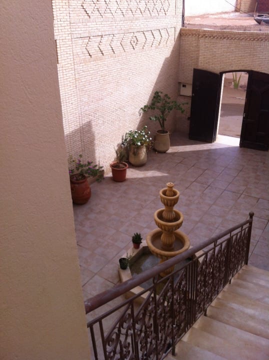 Blick in den Vorhof Residence Tozeur