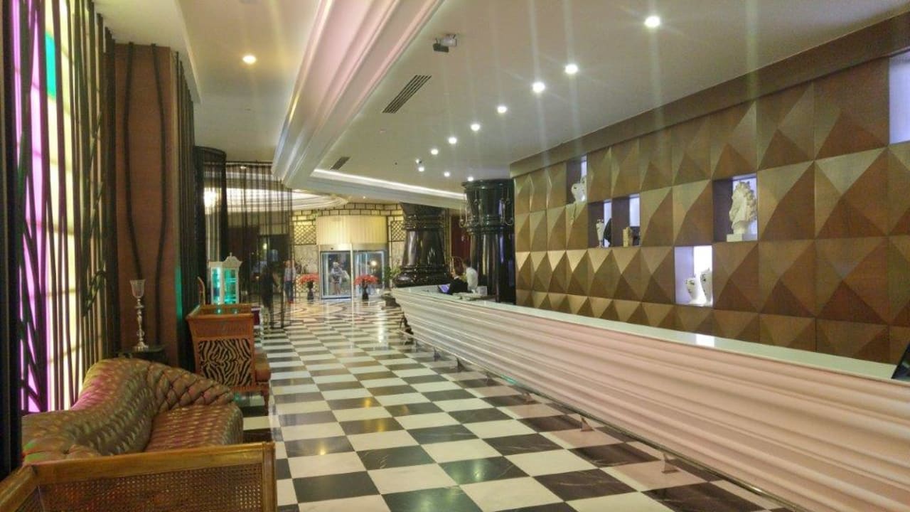Lobby Hotel Delphin Imperial