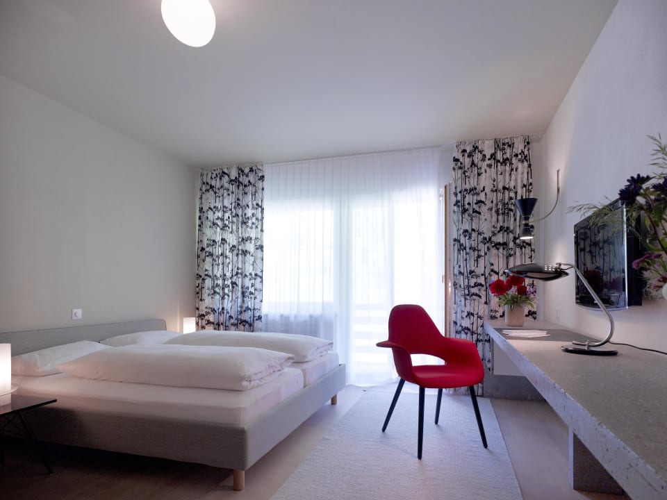 Im Frühling 2012 umgebautes Nord-Zimmer Parkhotel Bellevue & Spa