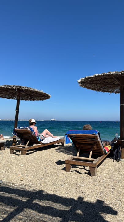 Strand Mitsis Ramira