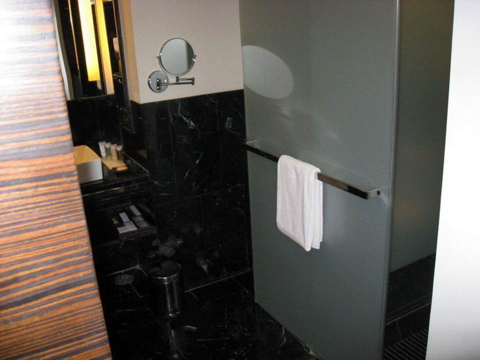 Bad Hotel Le Meridien Bangkok