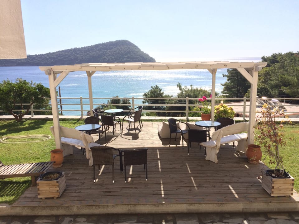 Gartenanlage Hotel Agorastos