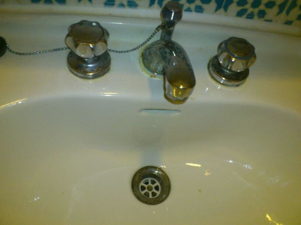 Waschbecken dreckig Omar Khayam Resort & Aquapark