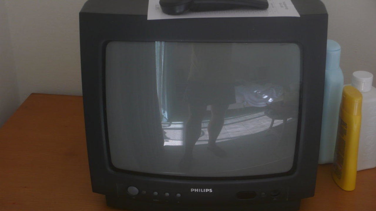 Der Gigant-TV Grecotel LUXME Dama Dama