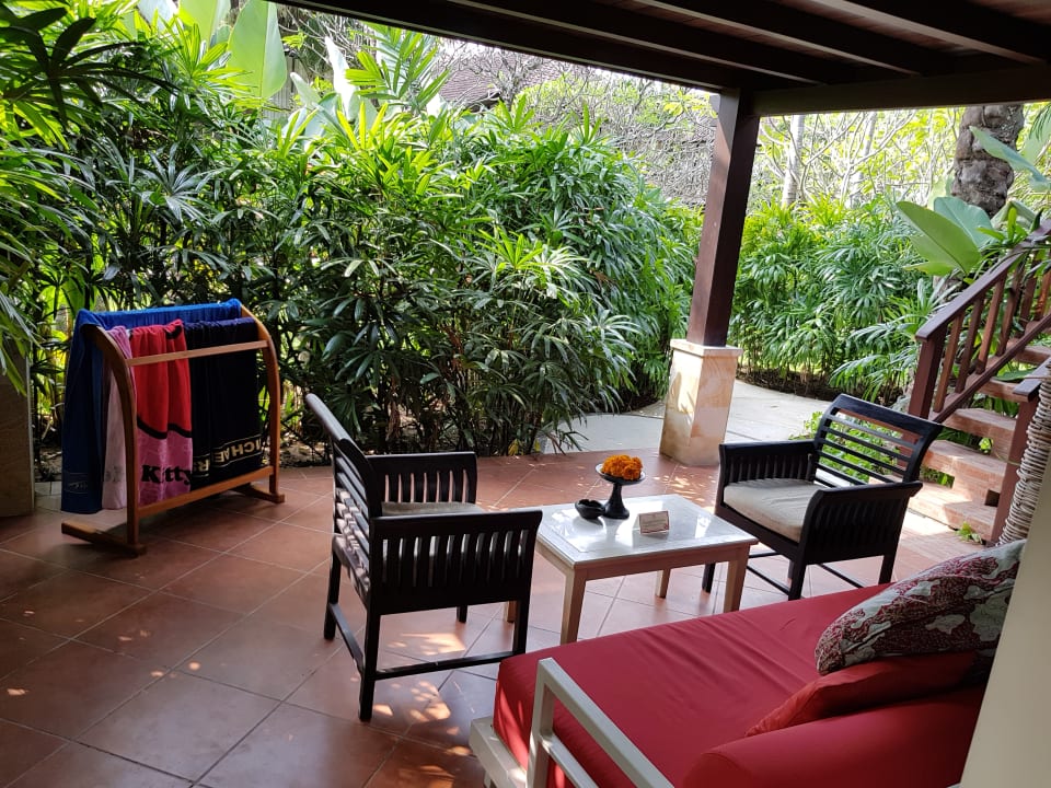 Zimmer Segara Village Hotel